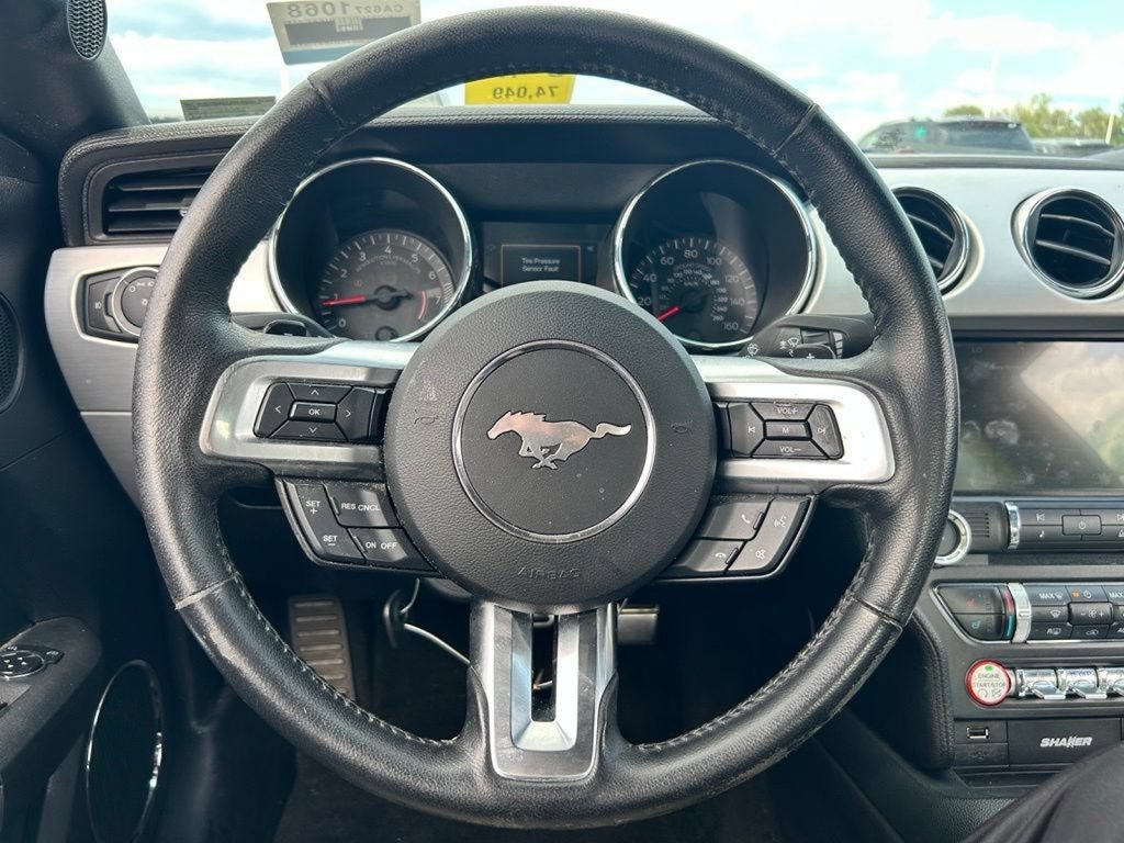 Used 2016 Ford Mustang Premium RWD image 13