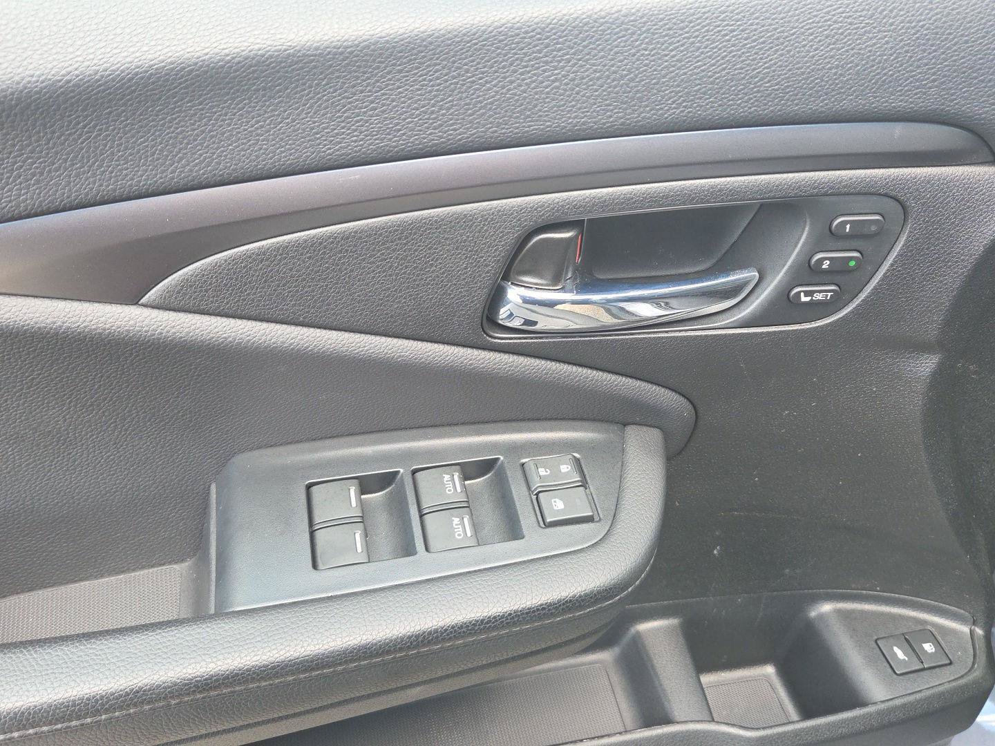 Used 2022 Honda Pilot Special Edition image 17