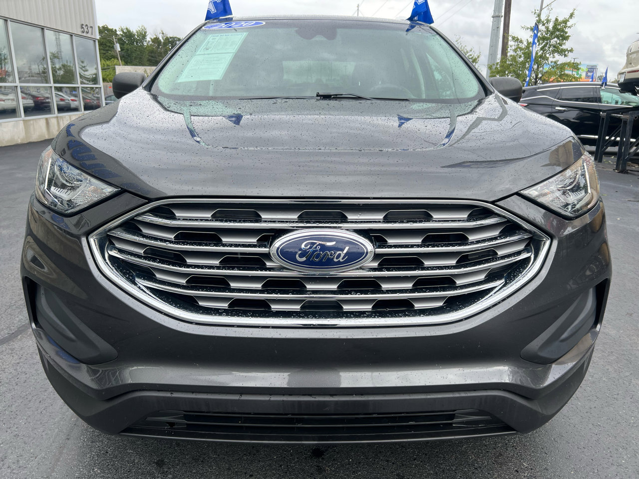 Used 2020 Ford Edge SE image 8