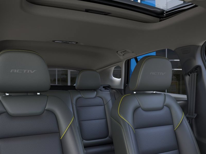New 2026 Chevrolet Trax ACTIV w/ Sunroof Package FWD image 24