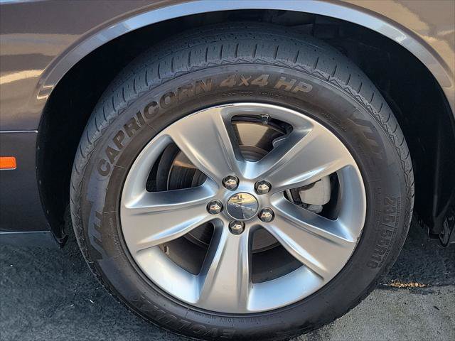 Certified 2022 Dodge Challenger SXT RWD image 24