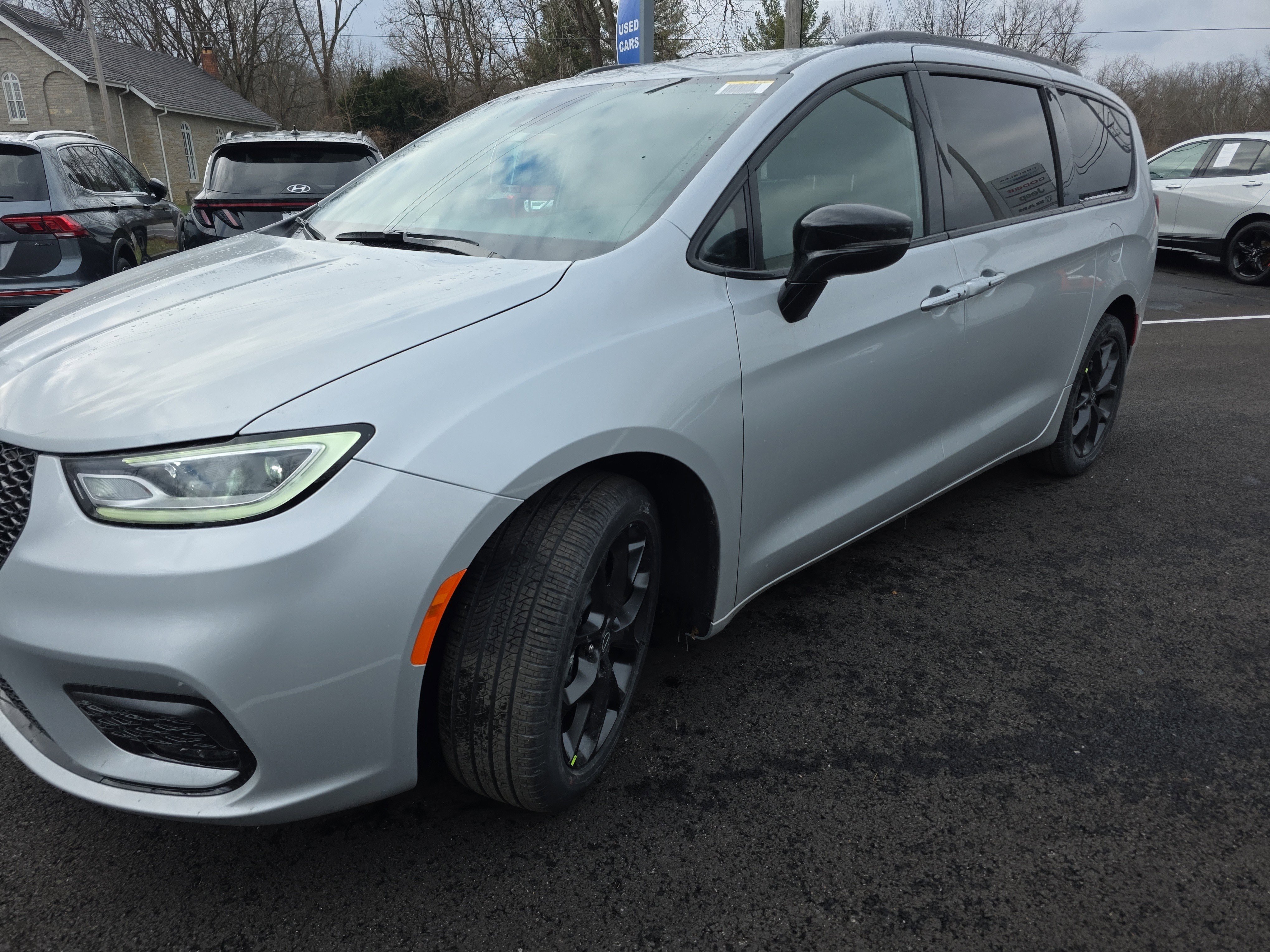 New 2026 Chrysler Pacifica Select image 19