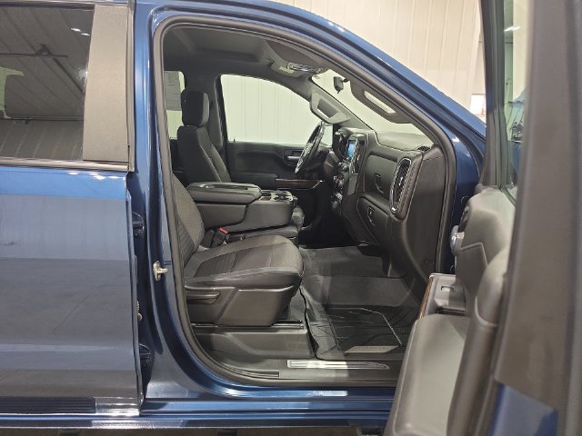 Used 2019 Chevrolet Silverado 1500 LT w/ All-Star Edition AWD/4WD image 28