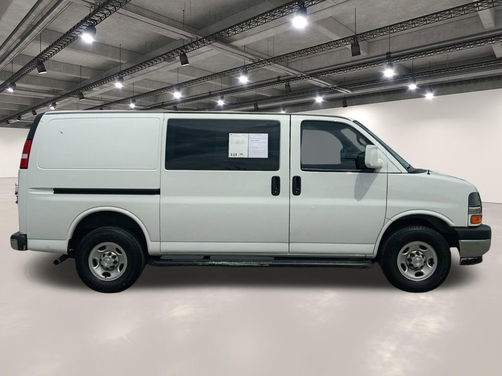 Used 2021 Chevrolet Express 2500 w/ Driver Convenience Package image 17