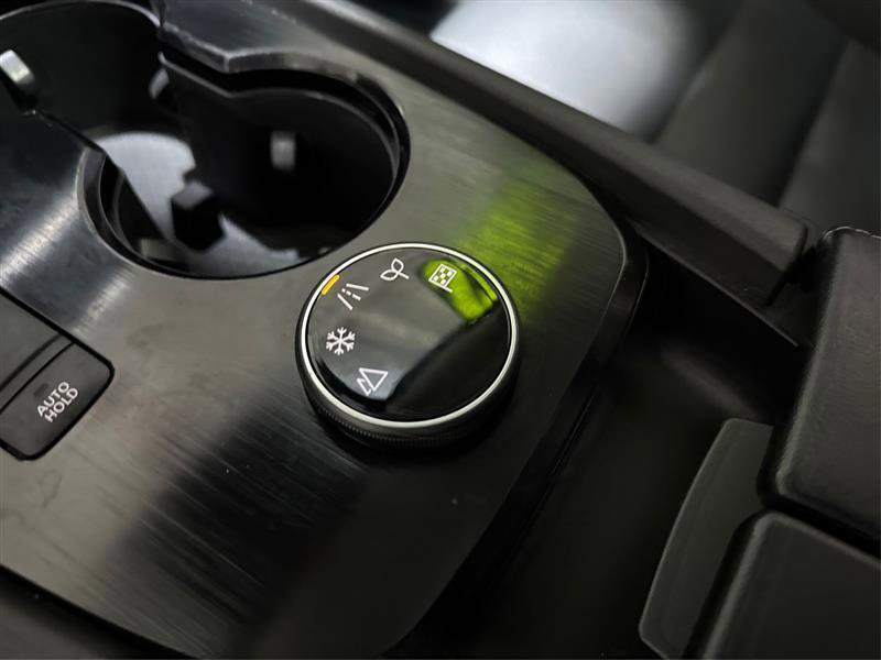 Used 2022 Nissan Rogue SV w/ SV Premium Package image 27