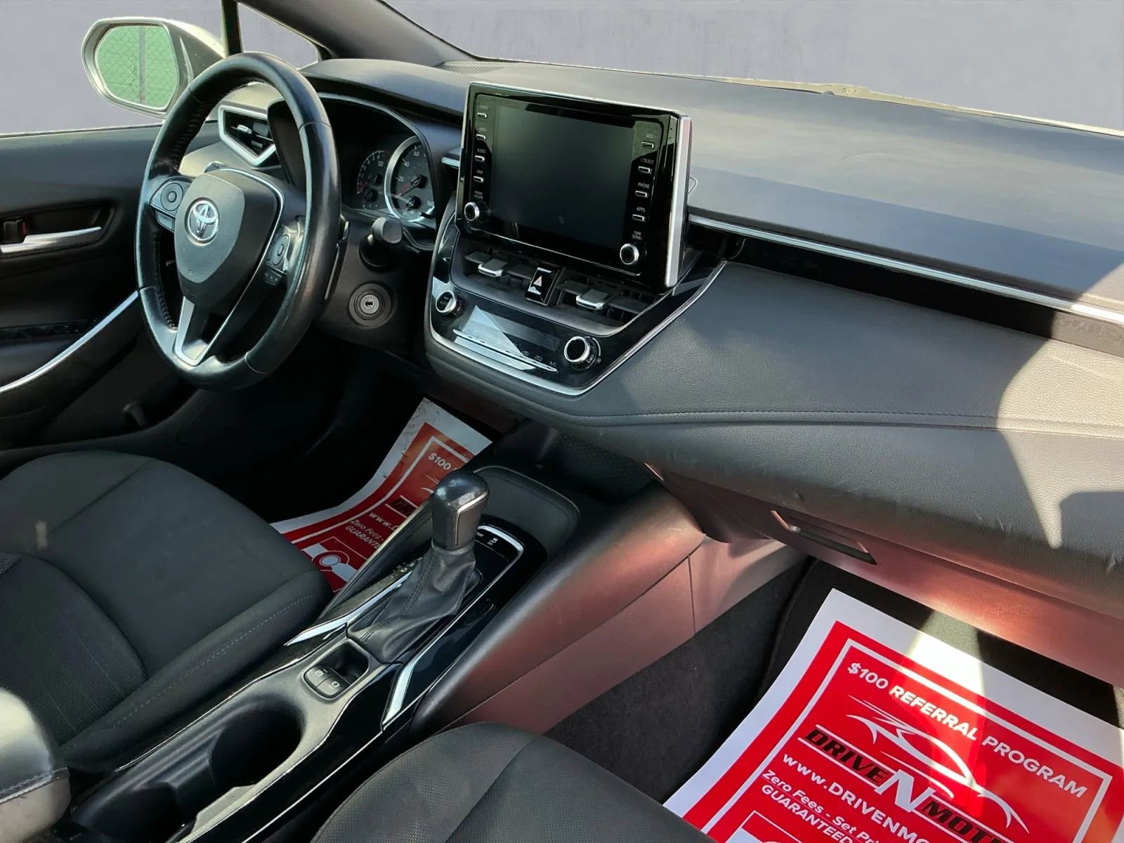Used 2020 Toyota Corolla SE image 21