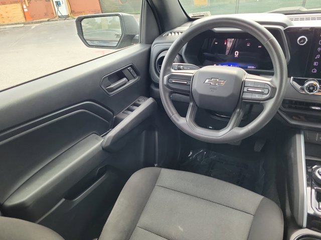 Used 2023 Chevrolet Colorado Trail Boss image 19
