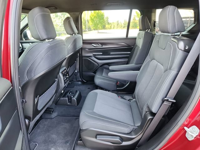 Used 2025 Jeep Grand Cherokee L Laredo w/ Luxury Tech Group I AWD/4WD image 27