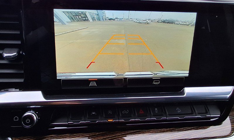 New 2026 GMC Sierra 1500 SLE image 19