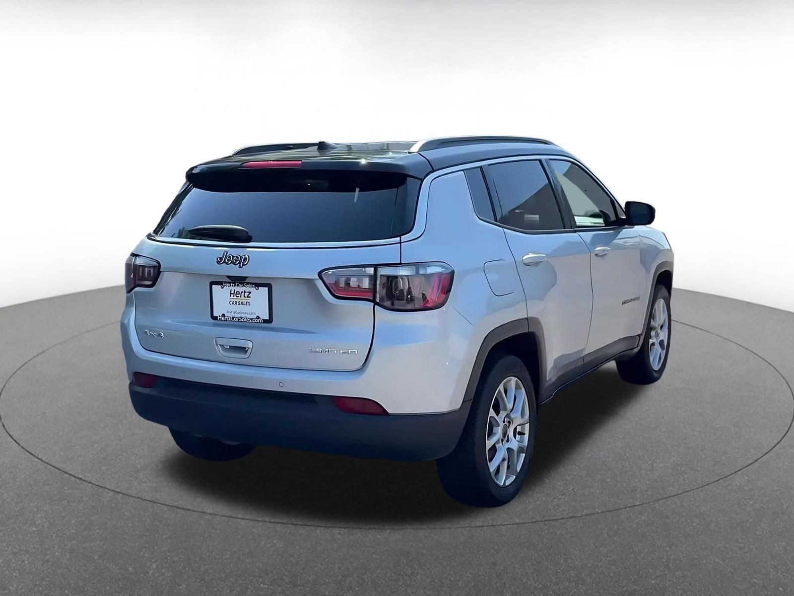 Used 2025 Jeep Compass Limited AWD/4WD image 14