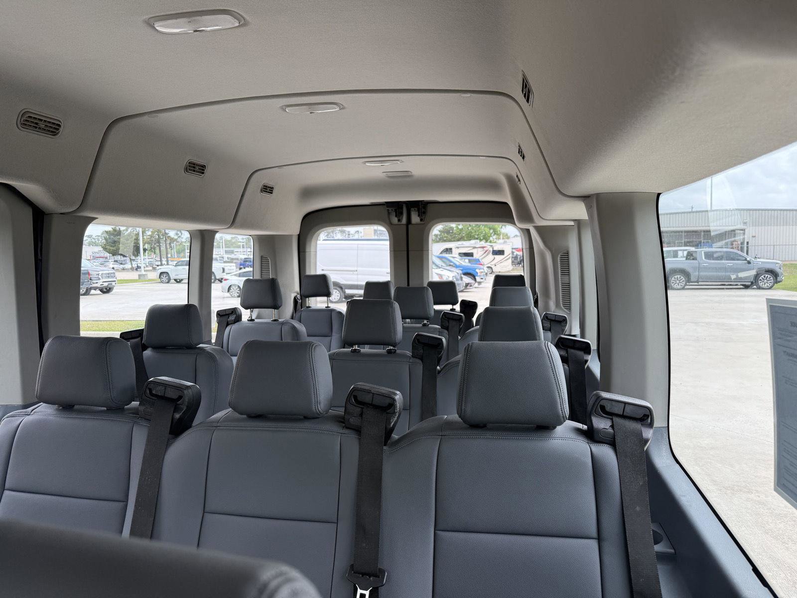 Certified 2019 Ford Transit 350 XL image 8