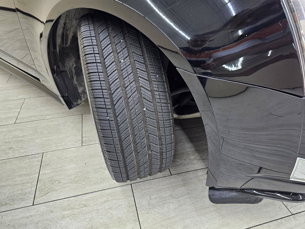 Used 2012 Cadillac CTS Premium RWD image 38