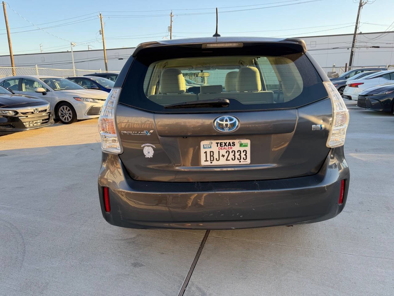 Used 2012 Toyota Prius V Three image 5