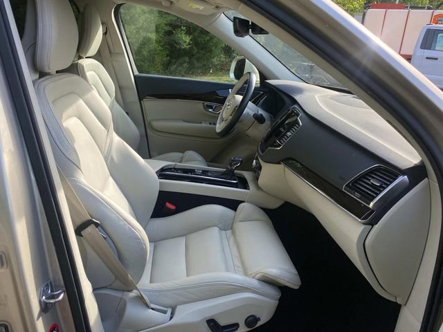 Used 2018 Volvo XC90 T6 Momentum w/ Momentum Plus Package image 37