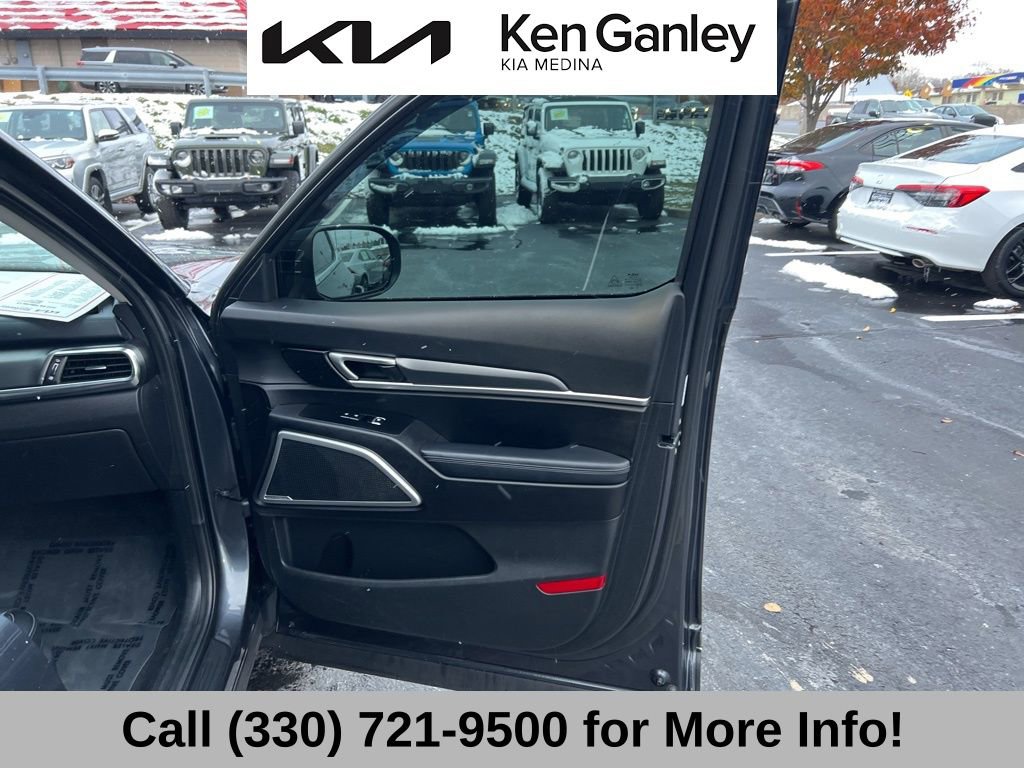 Used 2022 Kia Telluride LX image 61