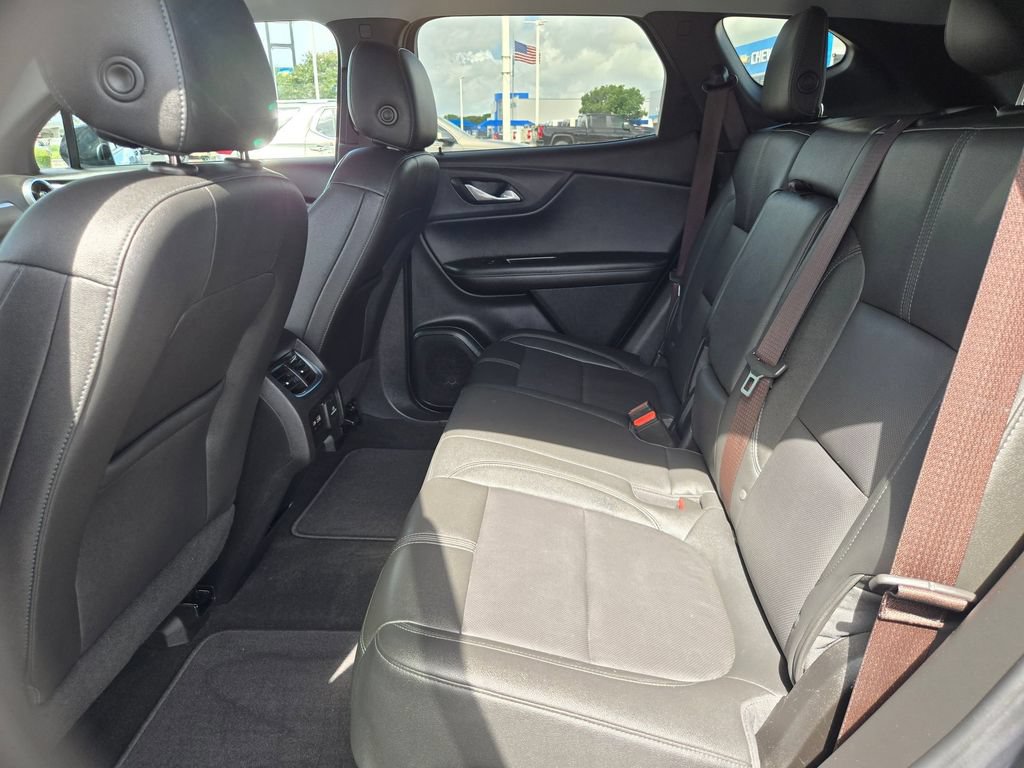 Used 2021 Chevrolet Blazer LT w/ Redline Edition FWD image 13