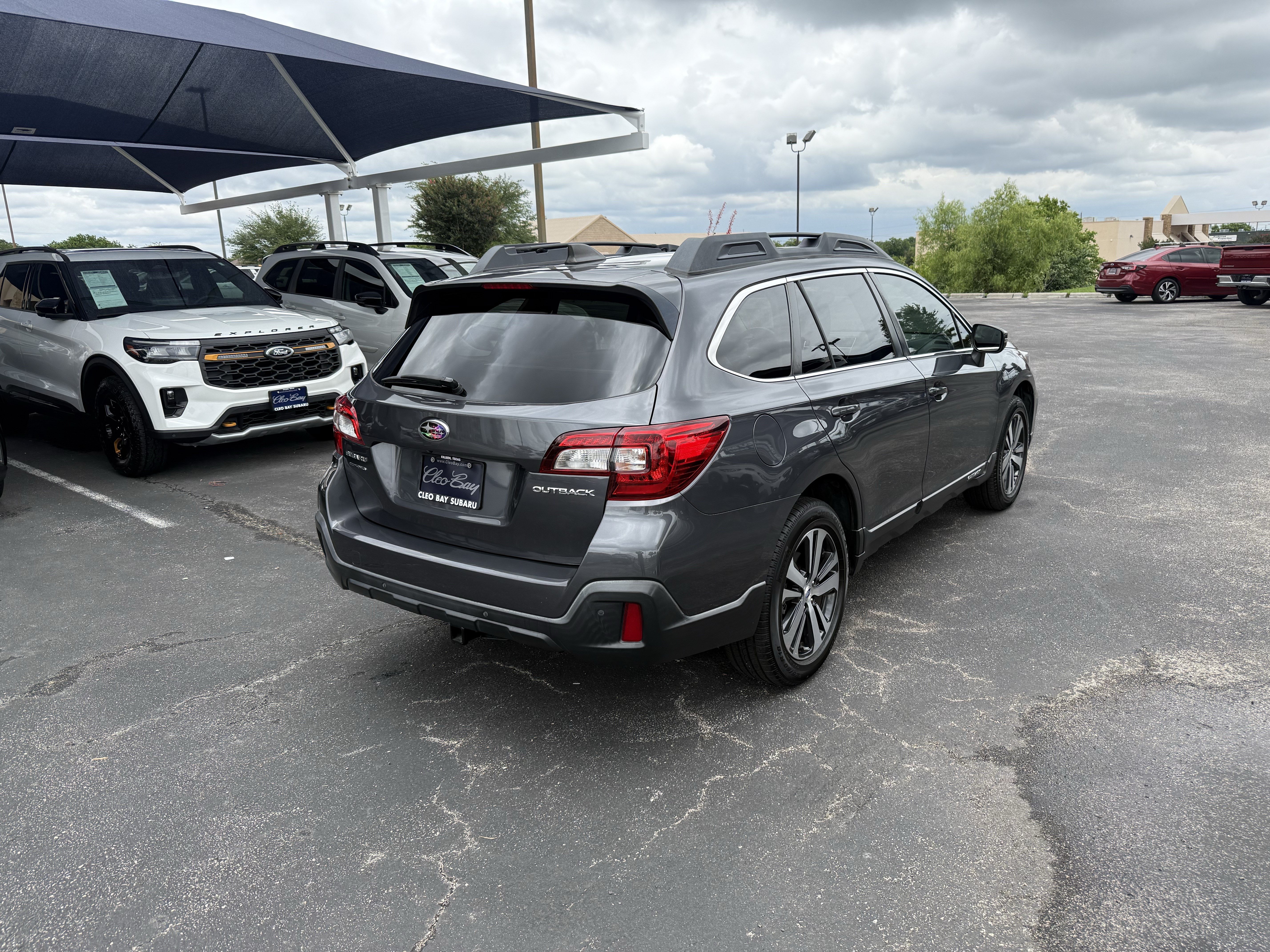 Used 2021 Subaru Outback Limited AWD/4WD image 7