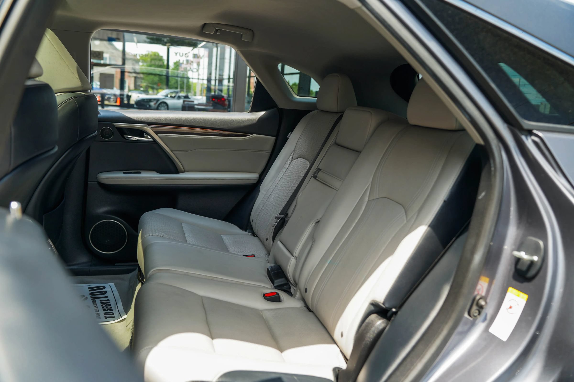 Used 2018 Lexus RX 450h AWD w/ Premium Package image 30