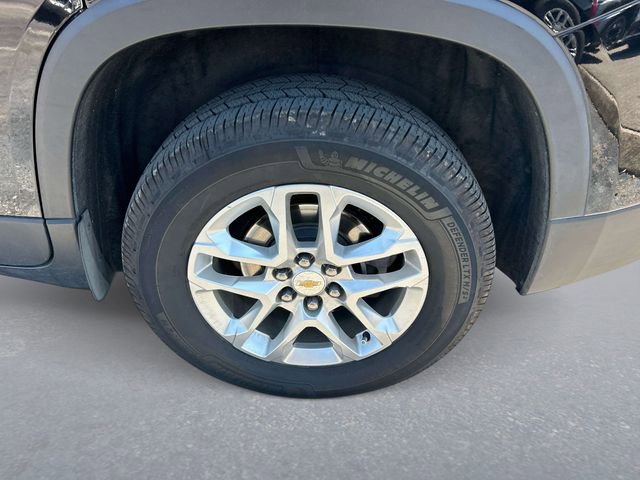 Used 2021 Chevrolet Traverse LT image 10