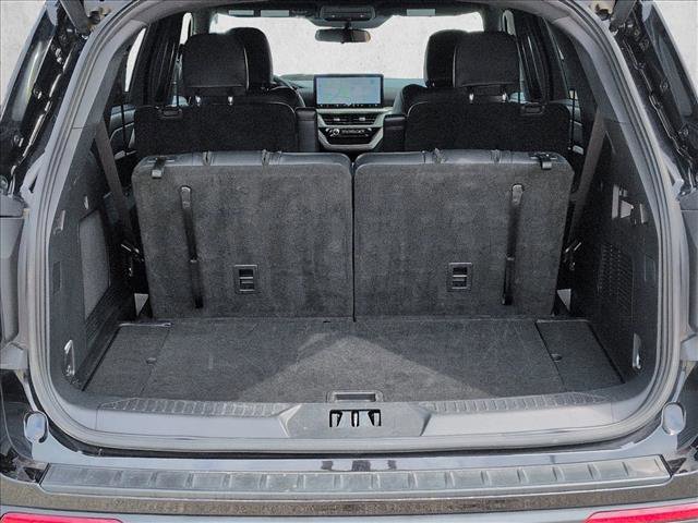 Used 2025 Ford Explorer ST-Line image 6