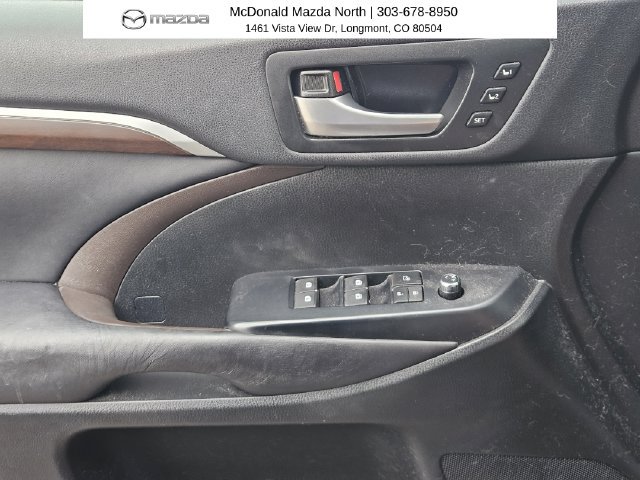 Used 2016 Toyota Highlander Limited AWD/4WD image 16