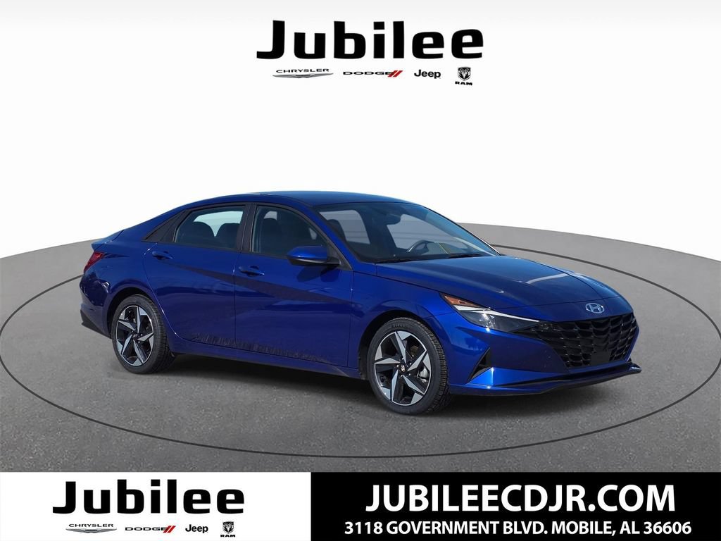 Used 2023 Hyundai Elantra SEL w/ Convenience Package FWD image 1