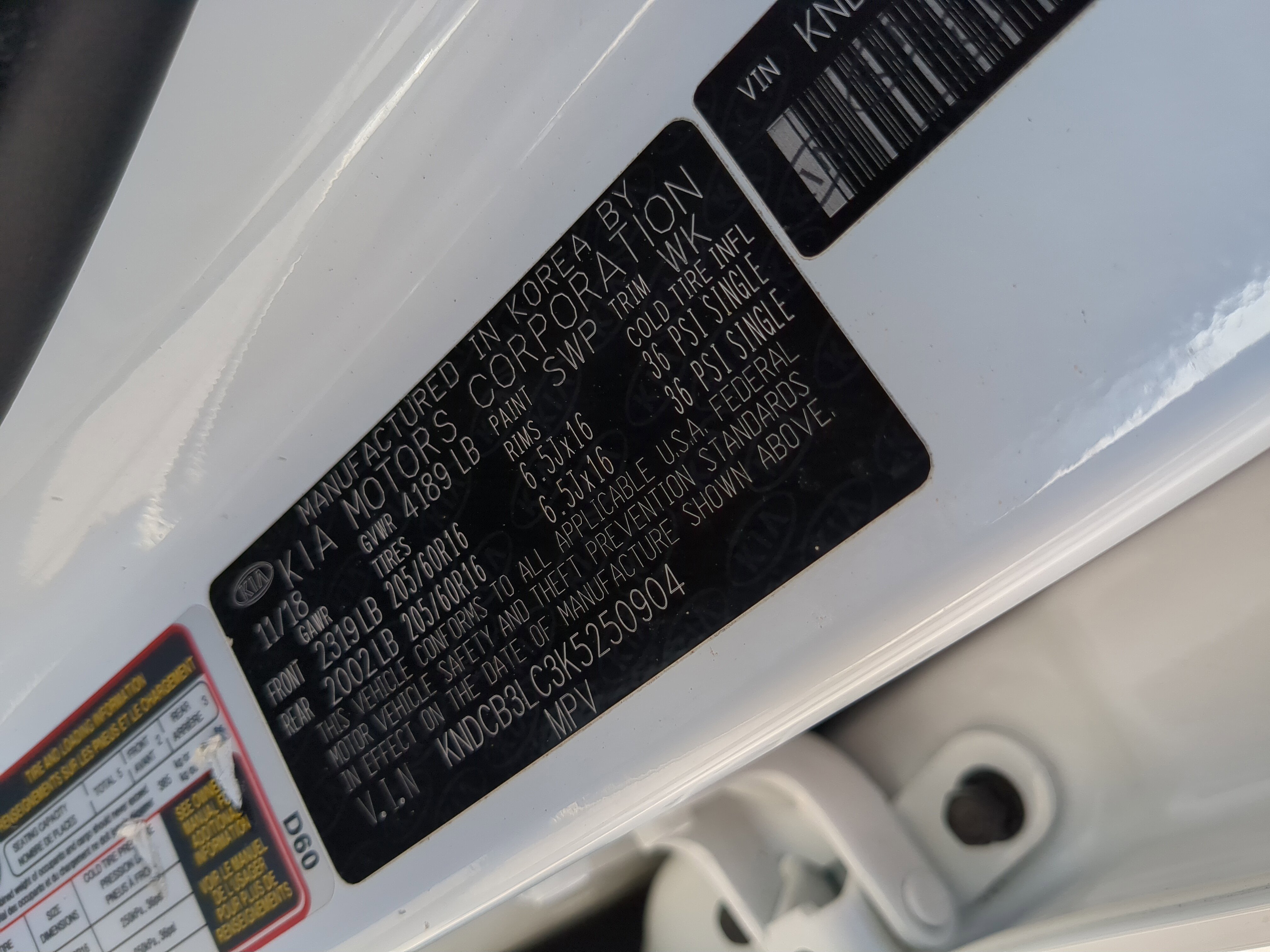 Certified 2019 Kia Niro LX image 32