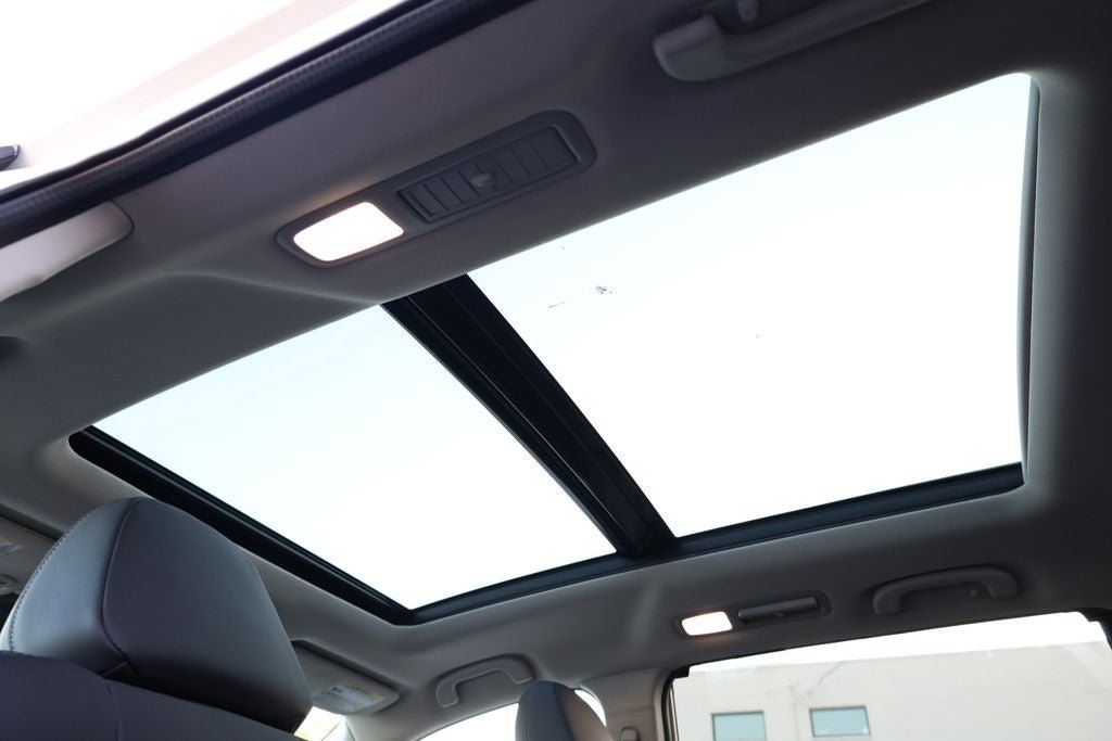 New 2026 Subaru Ascent Limited AWD/4WD image 12