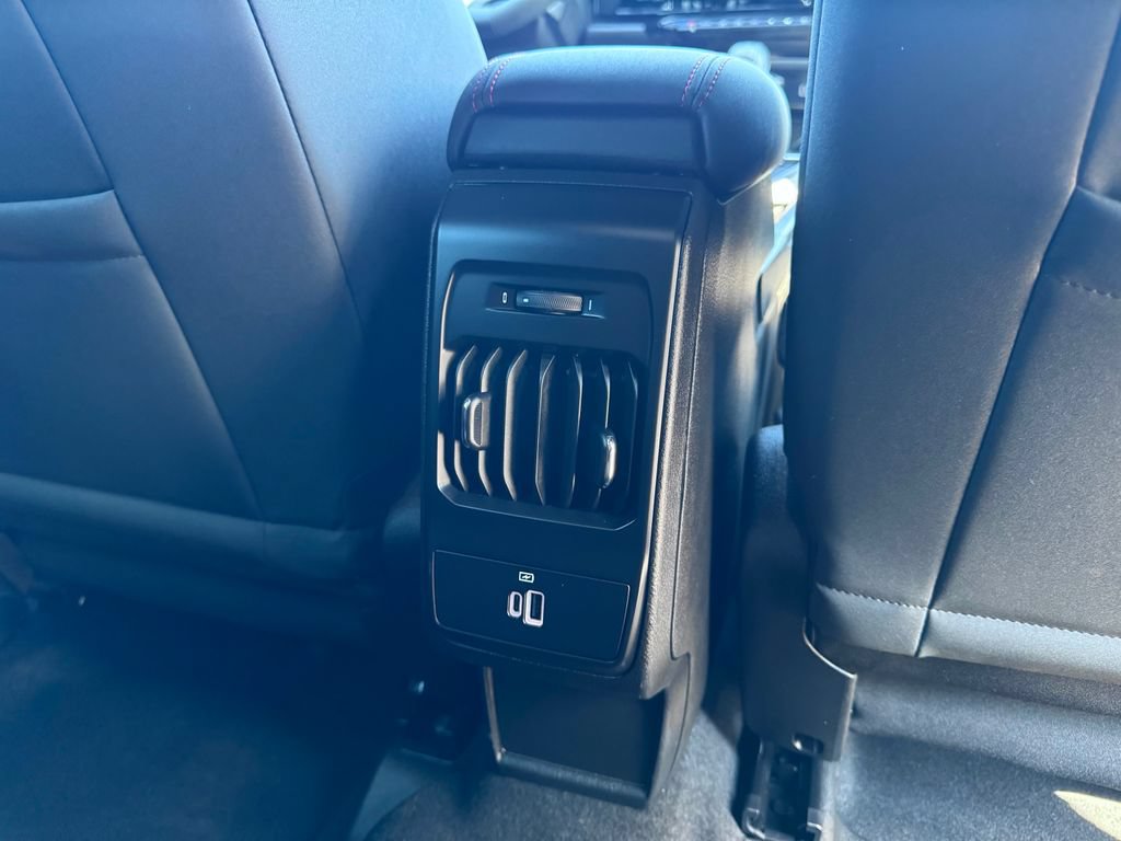 Used 2024 Dodge Hornet R/T w/ R/T Blacktop Package AWD/4WD image 15