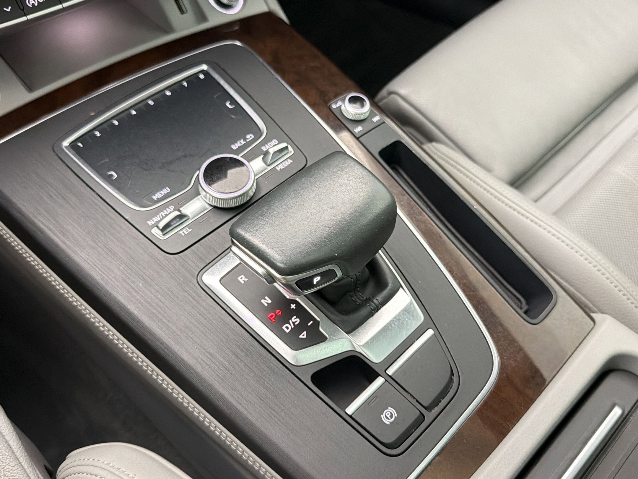 Certified 2019 Audi Q5 2.0T Premium Plus AWD/4WD image 17