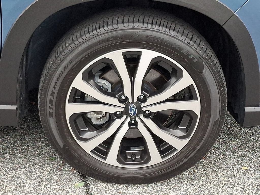 Certified 2024 Subaru Forester Limited AWD/4WD image 9