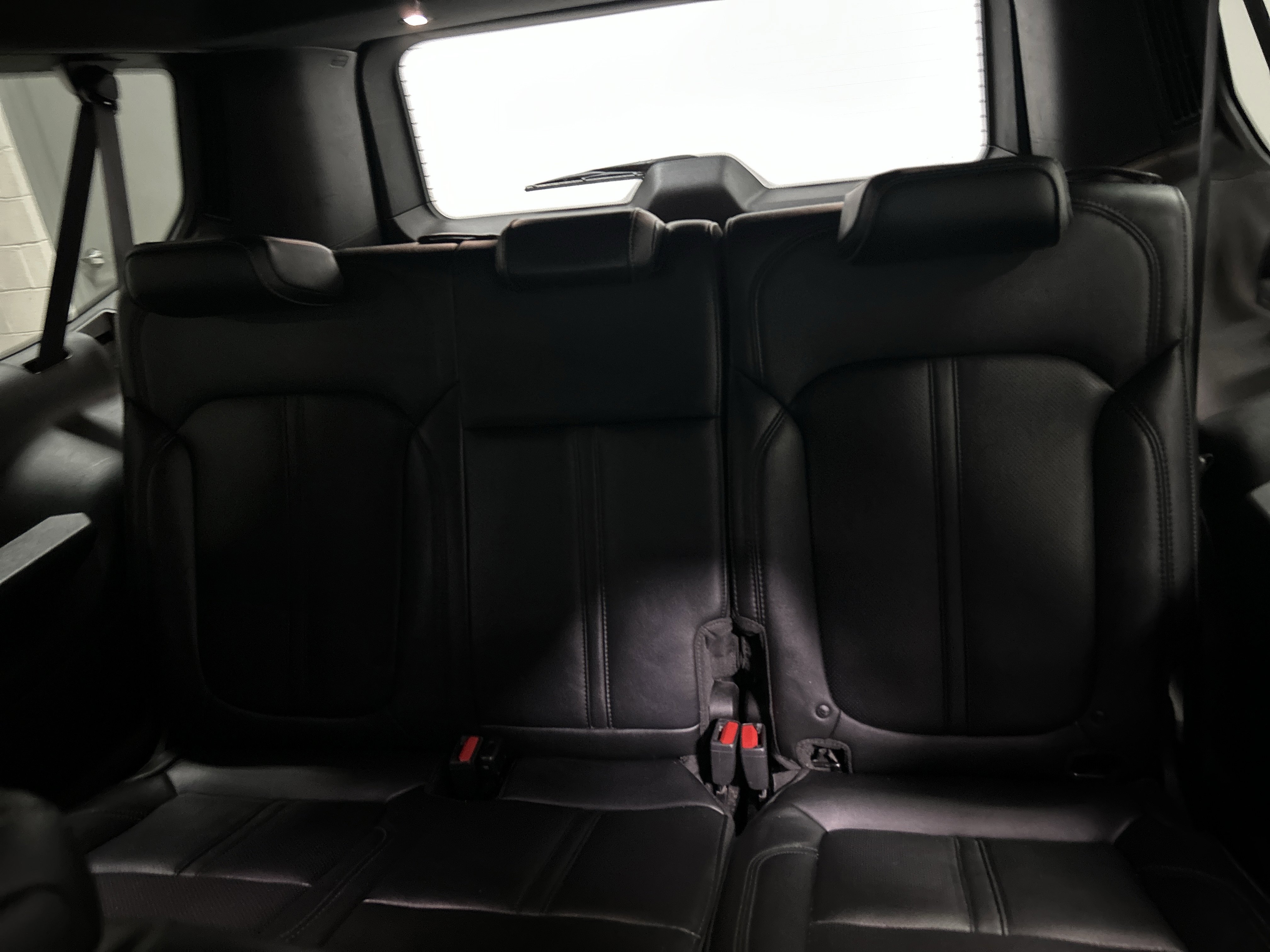 Used 2023 Jeep Wagoneer L Series II image 29