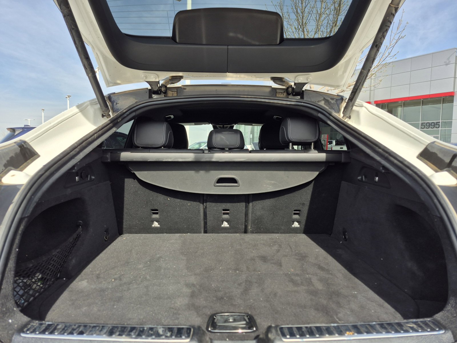 Used 2023 Mercedes-Benz GLC 300 4MATIC Coupe image 21