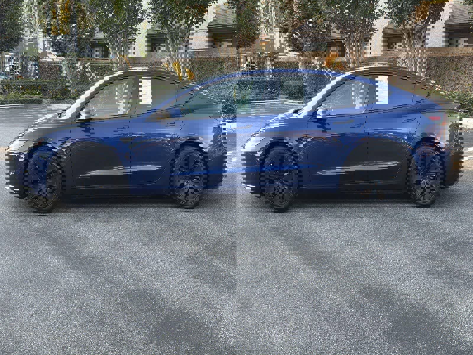 Used 2024 Tesla Model 3 Standard Range image 7