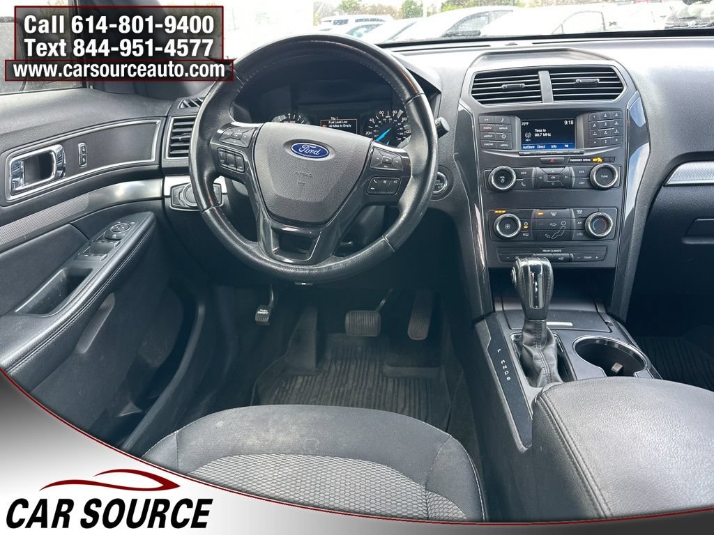 Used 2018 Ford Explorer XLT AWD/4WD image 13