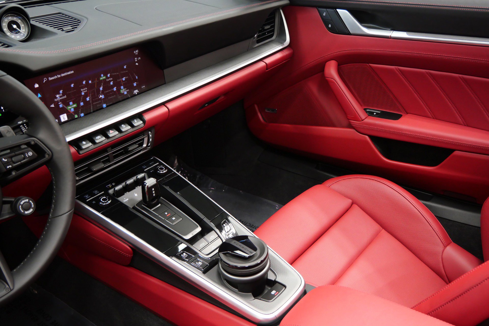 Used 2024 Porsche 911 Turbo image 26