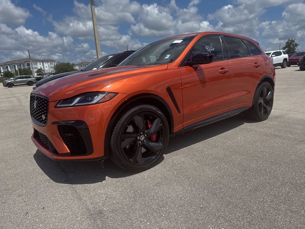 Used 2024 Jaguar F-PACE SVR AWD/4WD image 10