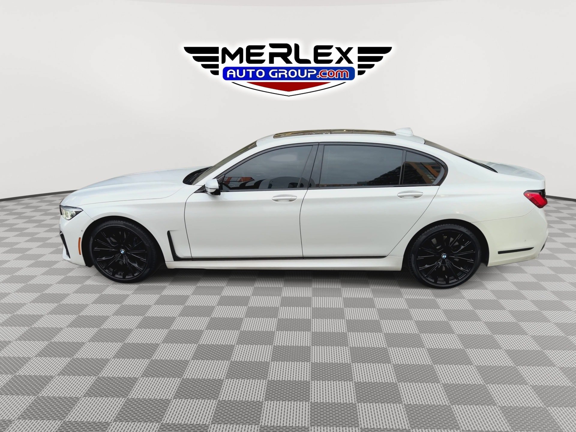 Used 2021 BMW 750i xDrive w/ Executive Package AWD/4WD image 5