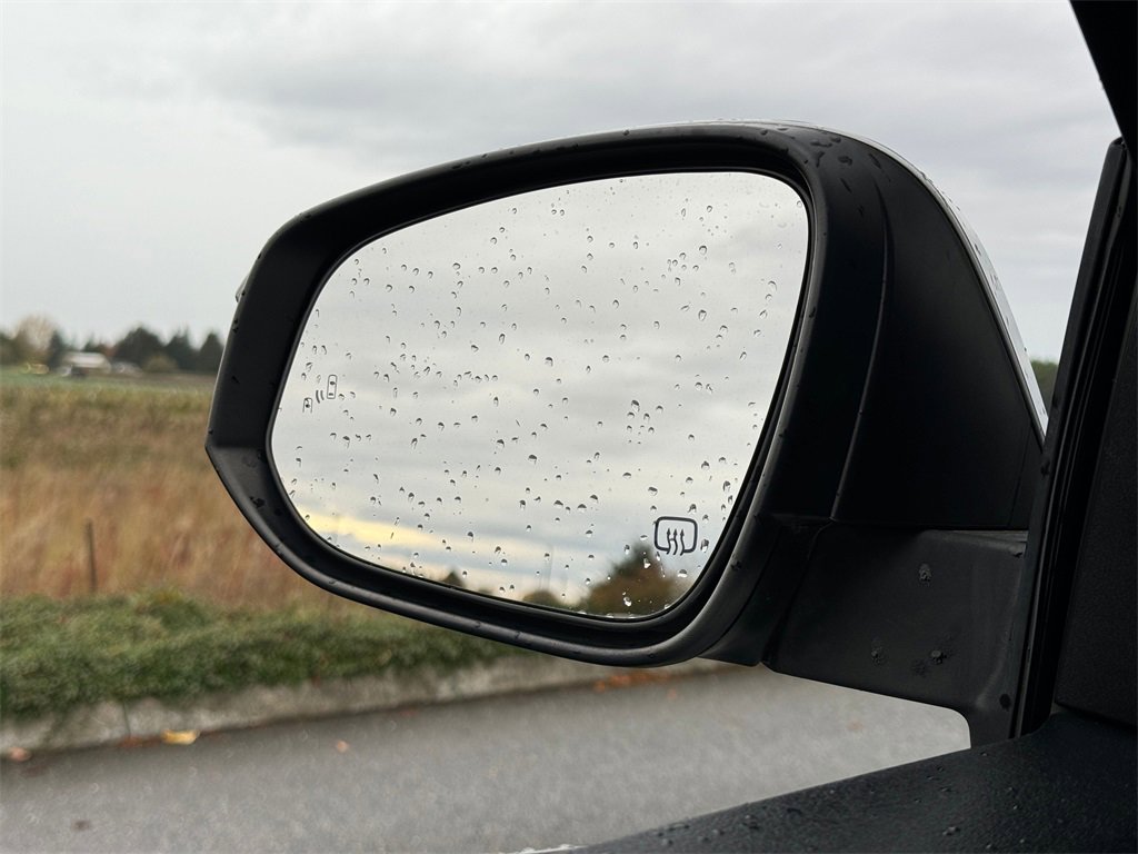 Used 2014 Toyota Highlander Limited image 31