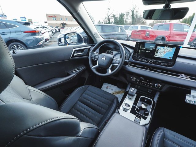 New 2026 Mitsubishi Outlander AWD image 40