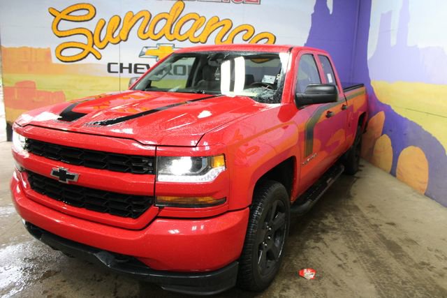 Used 2017 Chevrolet Silverado 1500 Custom w/ Rally 1 Edition AWD/4WD image 4