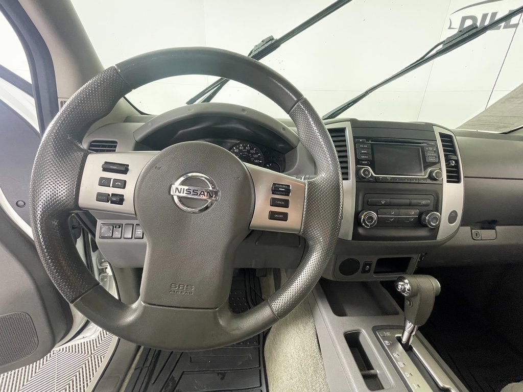 Used 2017 Nissan Frontier SV image 14