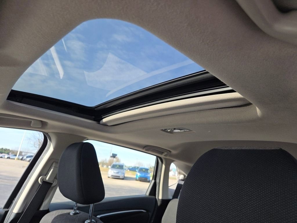 Used 2016 Honda Fit EX image 6