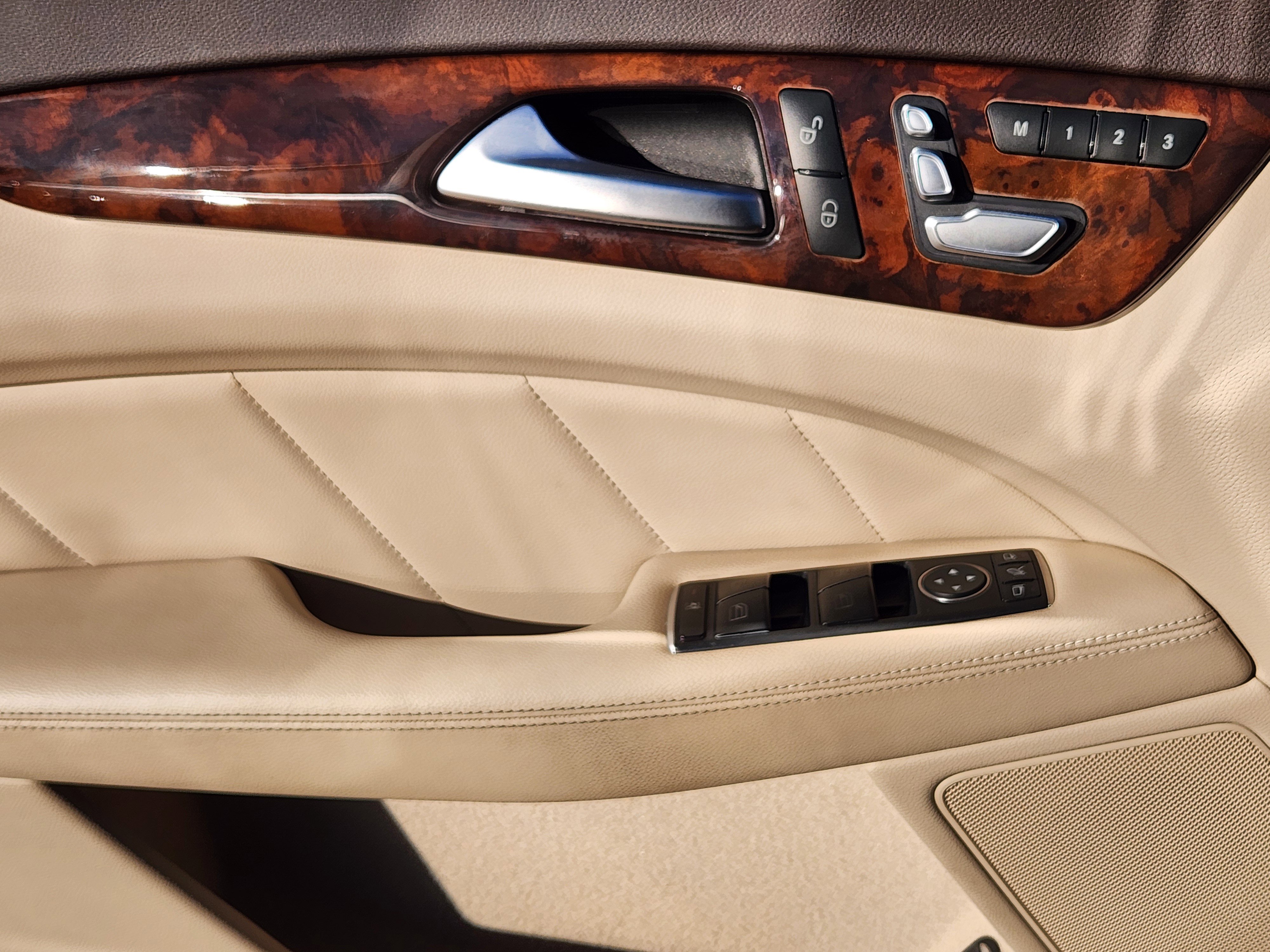 Used 2016 Mercedes-Benz CLS 550 image 24