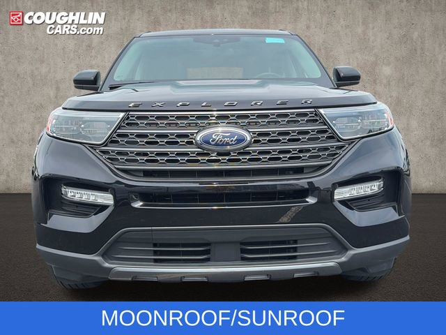 Used 2024 Ford Explorer XLT w/ Equipment Group 202A AWD/4WD image 3