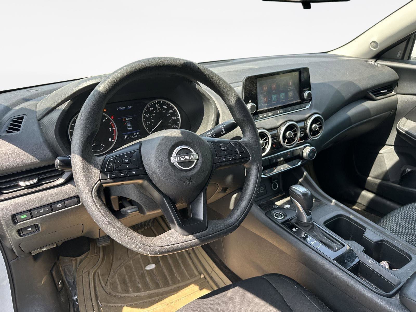 Used 2025 Nissan Sentra S FWD image 11