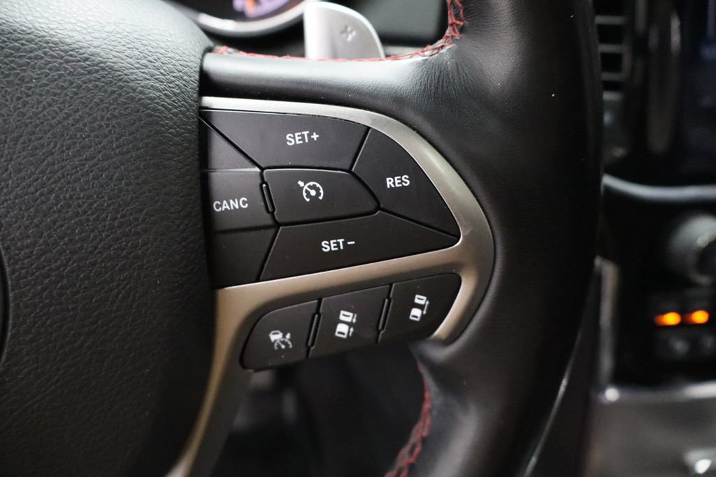 Used 2020 Jeep Grand Cherokee Trailhawk w/ Trailhawk Luxury Group AWD/4WD image 14
