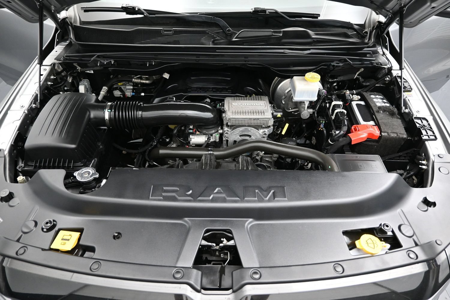 Used 2023 RAM 1500 Big Horn AWD/4WD image 8
