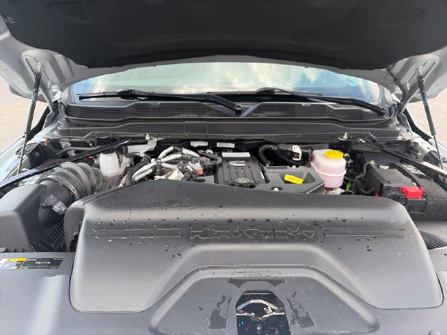 Used 2026 RAM 2500 Laramie AWD/4WD image 21