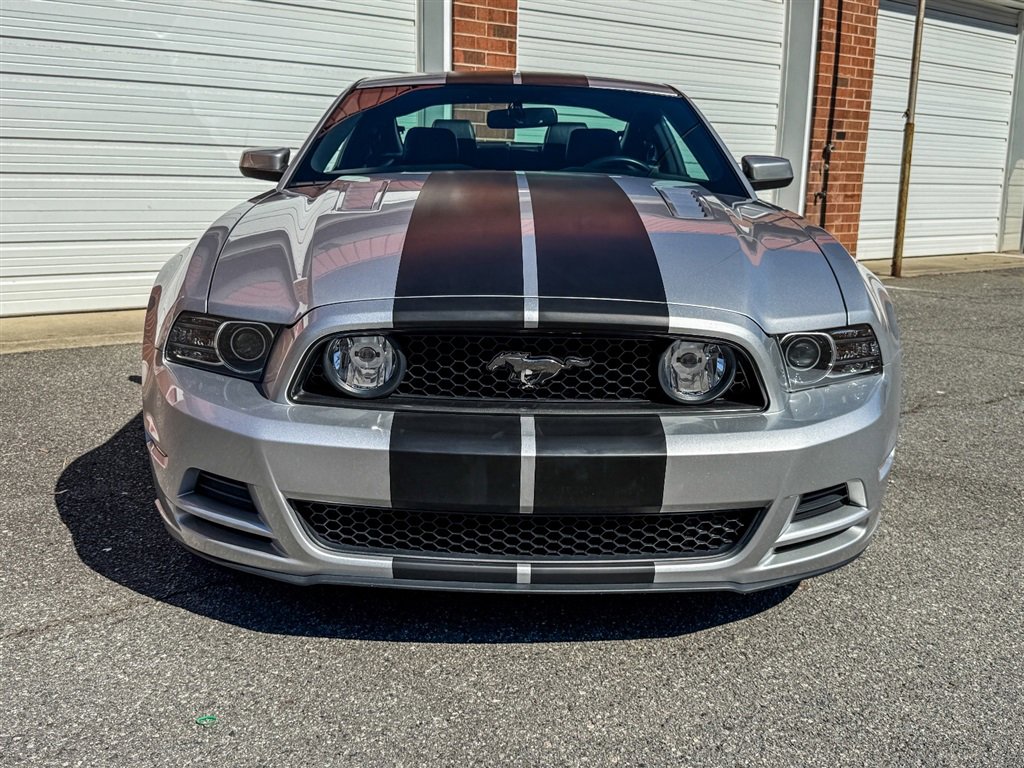 Used 2013 Ford Mustang GT Premium w/ GT Coupe Accessory Pkg 5 image 10